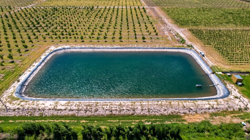 aerial view water tank pool irrigation agriculture